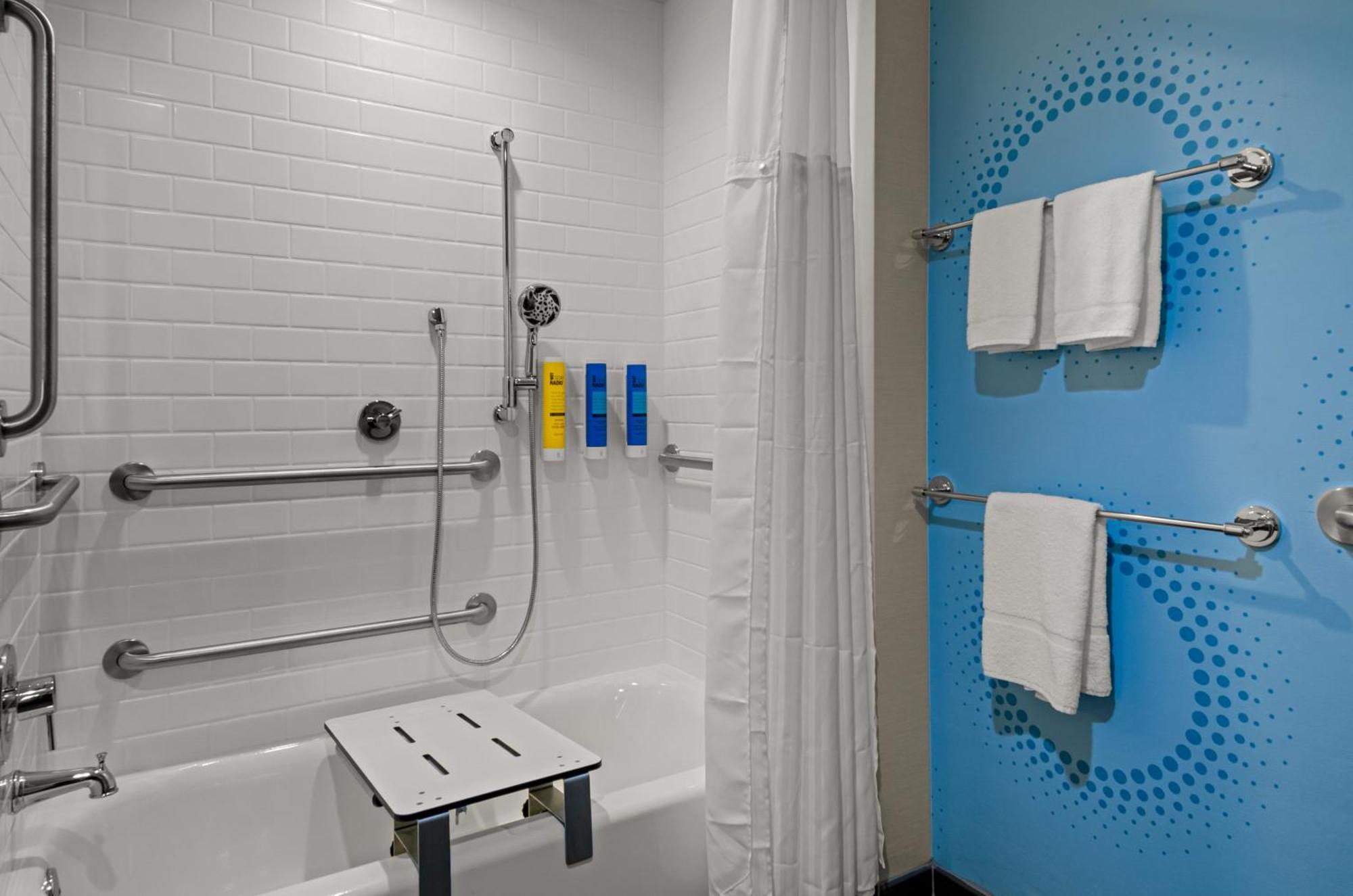 Hotel Tru By Hilton Christiansburg Extérieur photo